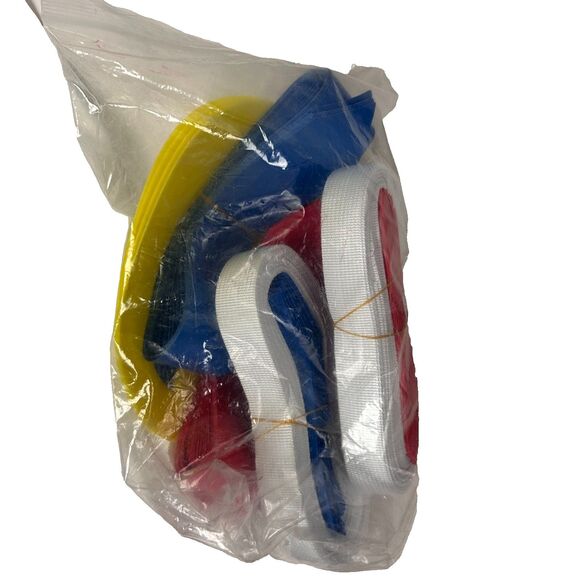 Flag Football Set 14 Belts 42 Flags 4 Cones Adjustable Tear Away Belts - Picture 2 of 4